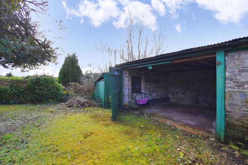 Outbuilding- click for photo gallery